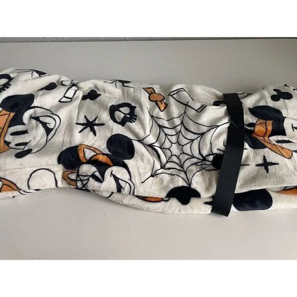 Disney Halloween Mickey Minnie Mouse Pumpkin Throw Blanket 50"x70" Spider Skull - Picture 8 of 13